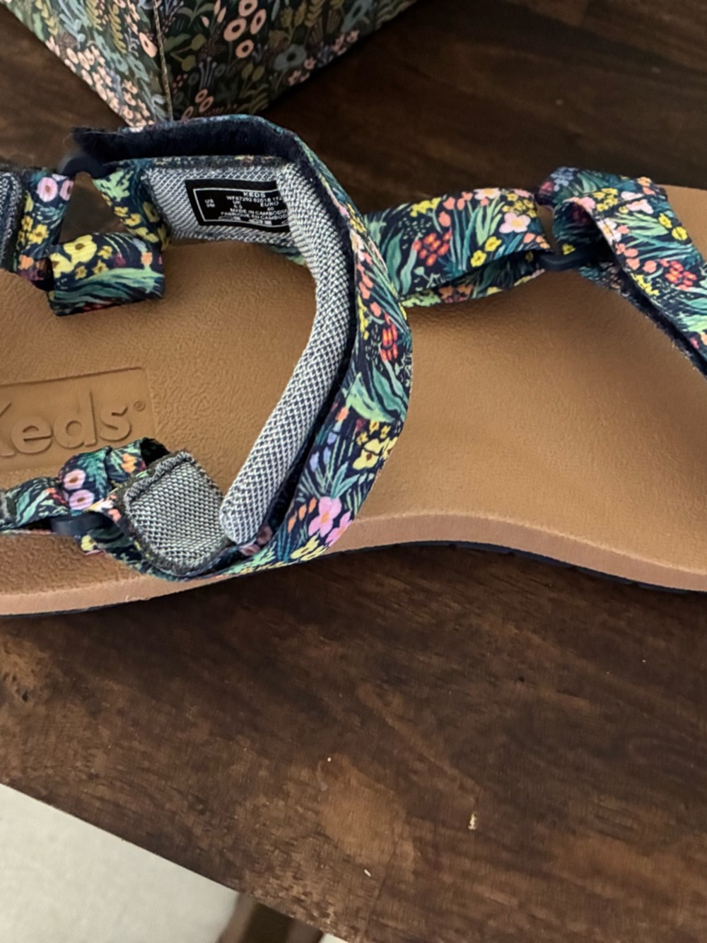 Keds Trio RPC Lea Navy Sandal with Box with Floral Pattern - Picture 4 of 6